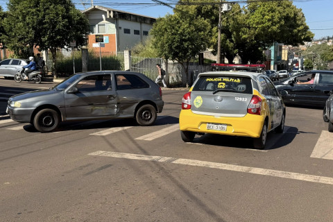 Acidente Envolvendo Viatura da Polícia Militar no Centro de Bandeirantes