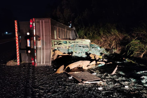 PRF atende ocorrência com óbito na BR 376, km 309, no município de Ortigueira/PR