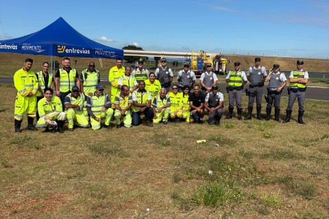 POLICIAMENTO RODOVIÁRIO REALIZA DE SIMULADO DE ATENDIMENTO DE SINISTRO COM INTERDIÇÃO TOTAL DE RODOVIA